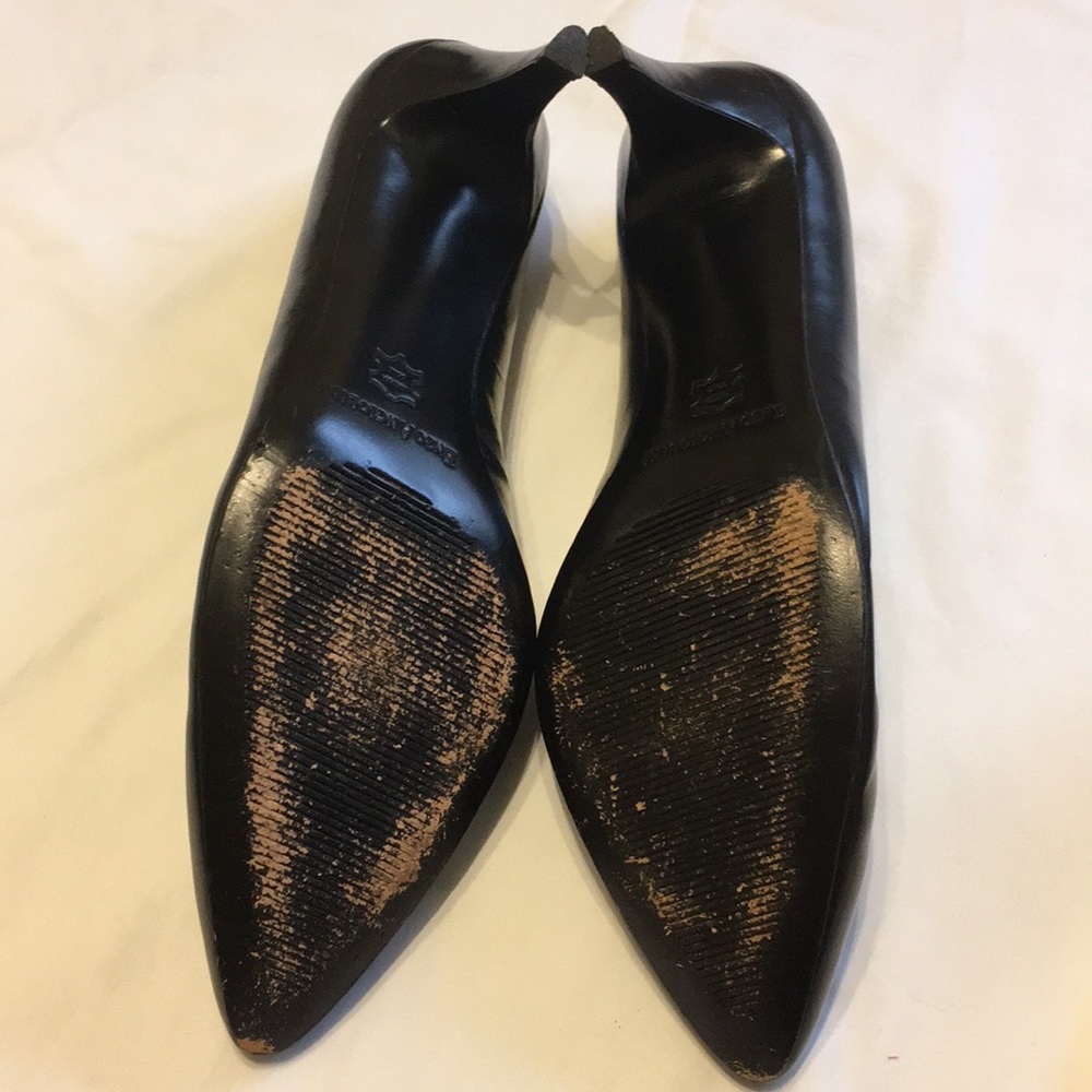 Black heels - Picture 2 of 3